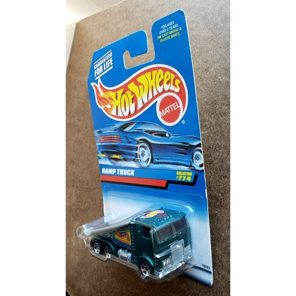Hot Wheels RAMP TRUCK MAINLINE Green #774 & RACE TEAM SERIES II Blue #395 LOT X2 - Picture 8 of 16